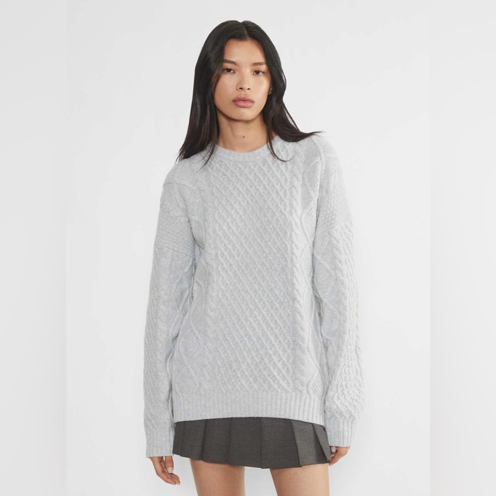 Aritzia Sunday Best Peggy cable knit sweater Heather chrome size S